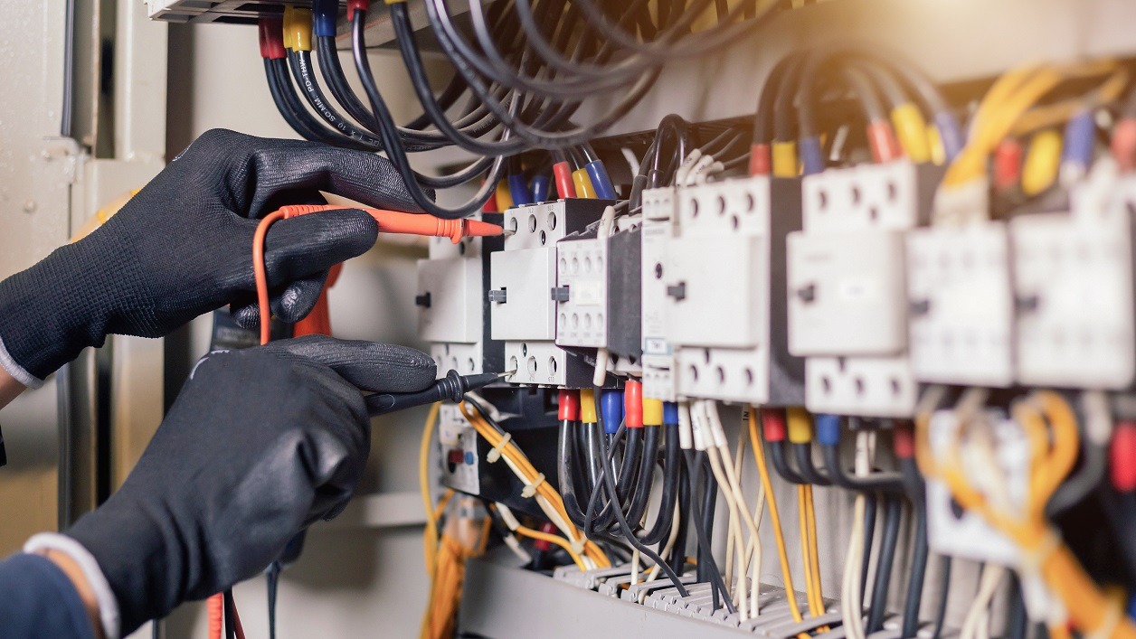 Professional Electrician